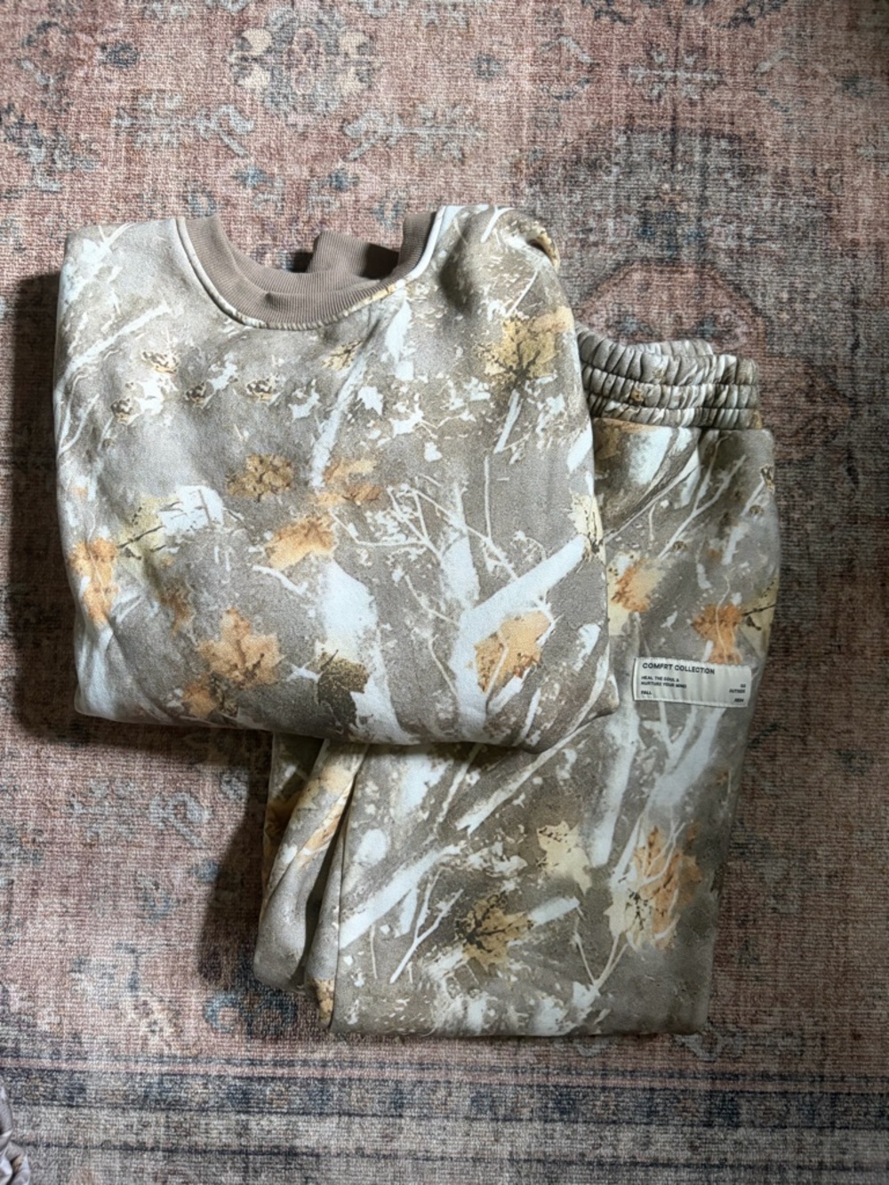 COMFRT COLLECTION limited edition Adirondack camo set.